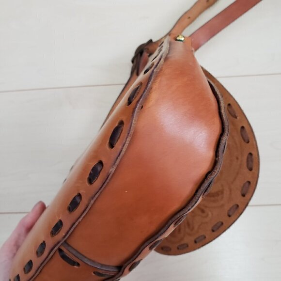 Vintage Hand Tooled Genuine Leather Purse Flower Design Caramel Colour C… - Picture 4 of 12